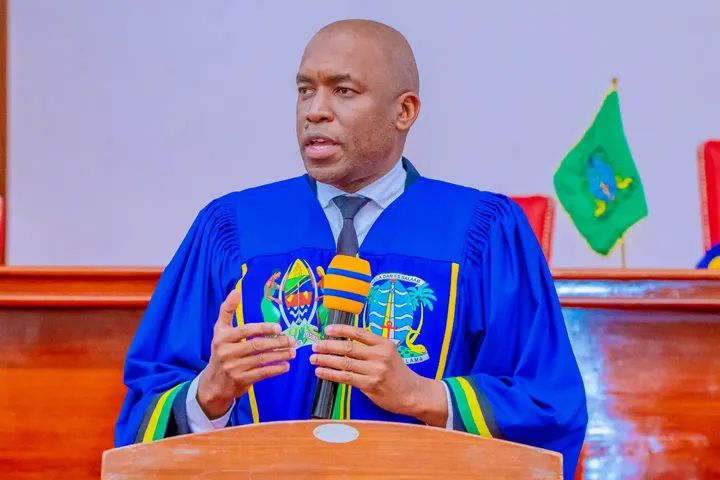 "Jiji la DSM tunahitaji wakandarasi wenye uwezo wa kutekeleza miradi ya maendeleo kwa wakati" - CD Mabelya